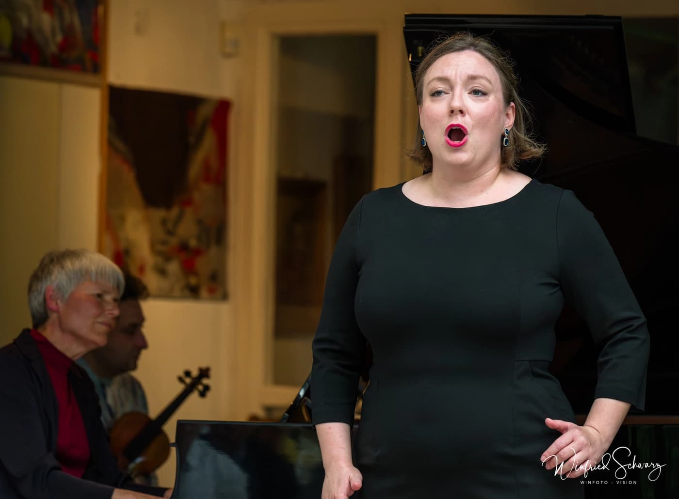 Helena Donie, Gesang, Aufführung der Schubert-Lieder “Der Wanderer” und “Tod und das Mädchen”, Ulrike Meyer am Klavier